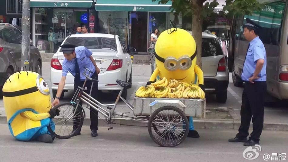 We're selling some bananas today! 💛🍌