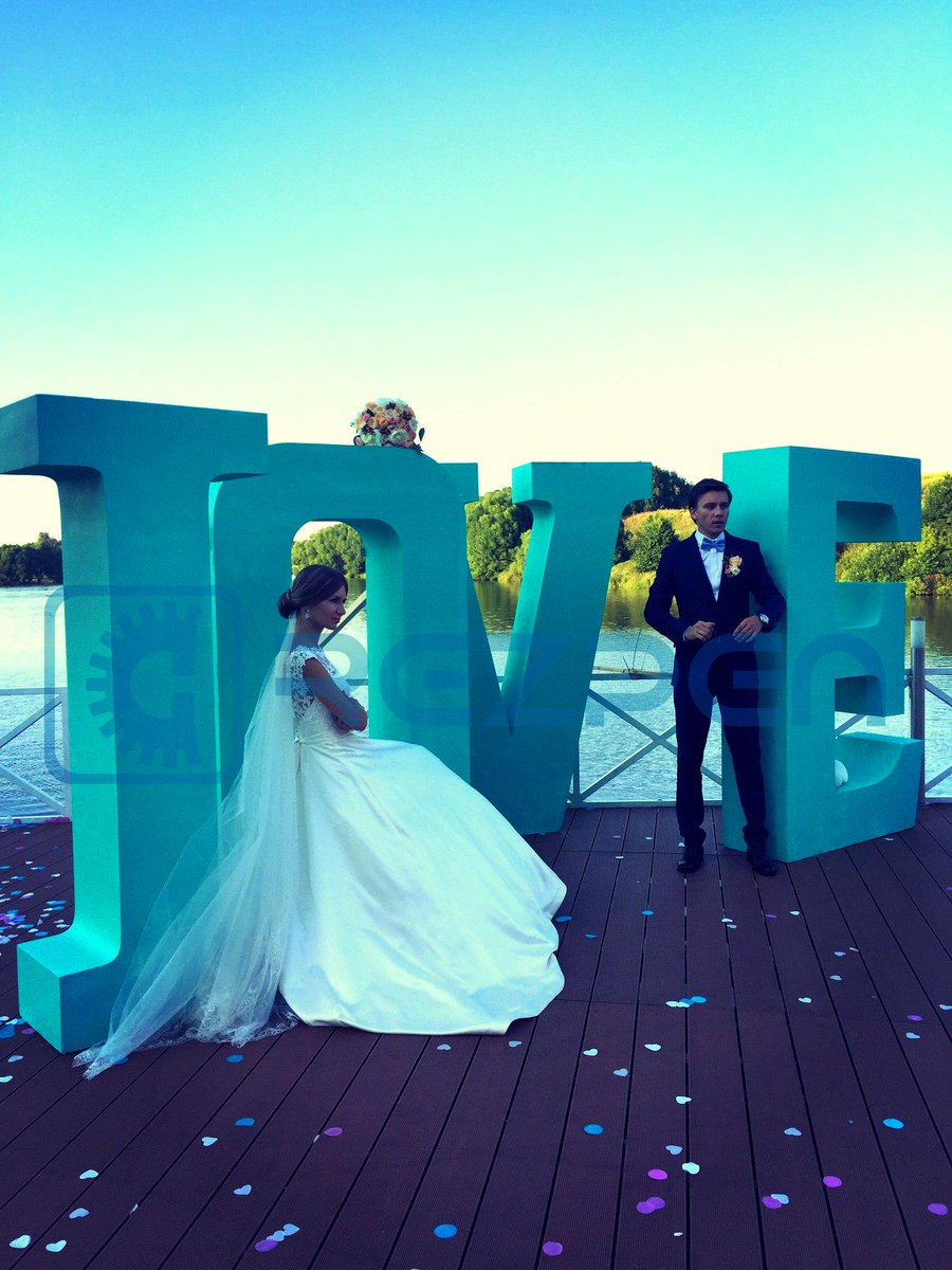 REZPENO's tweet photo. Скидки на аренду букв LOVE http://t.co/b7nhDDk8ss
#rezpen #LOVE #буквынапрокат #буквываренду #арендабукв #резпен http://t.co/kJ2UJoqpYt
