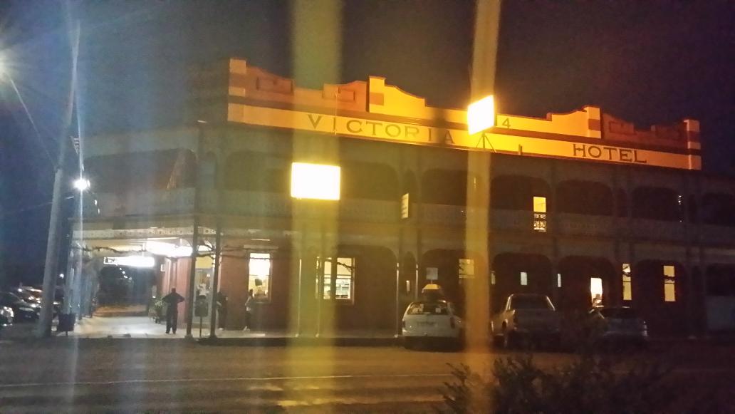 AustRoadTrip's tweet image. Tonight's workplace for @kieran_wicks  @BlokeFranklin @ChrisAnstey13 
#letsdoit
#onetownatatime
#fivegenerations