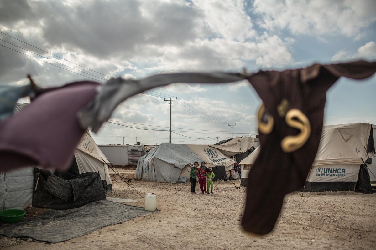 europapress's tweet photo. La crisis de los #refugiados, imparable si no hay soluciones políticas a los conflictos http://t.co/JzM0wA52eV http://t.co/Qr48kPEf3Y