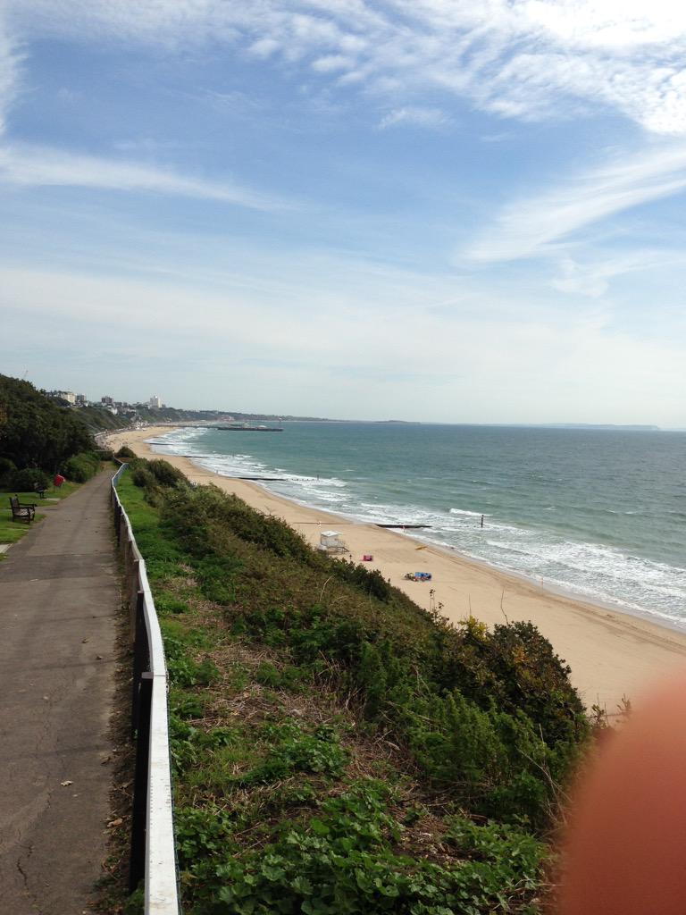 ashleyfloptins's tweet photo. Has to be one of the best spots in the UK #alumchime http://t.co/QwDJgzVEig