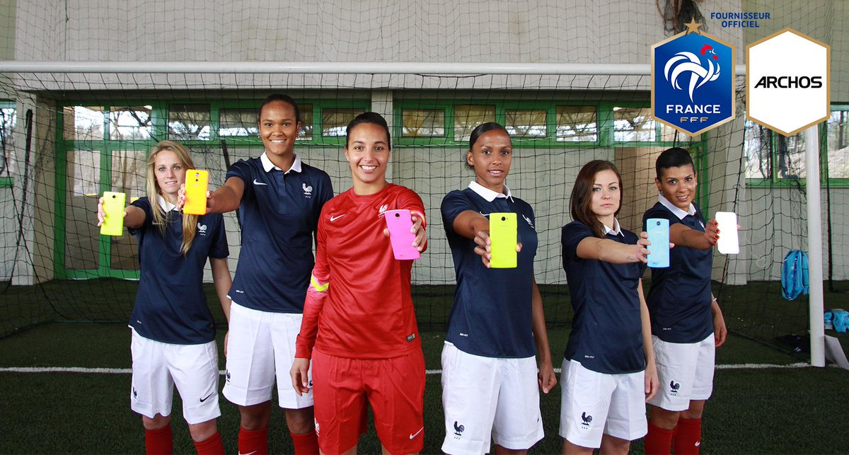 ARCHOS's tweet photo. [CONCOURS] 20 places pour France-Brésil au Havre à gagner RT + Follow pour participer (jusqu’à minuit) http://t.co/487t3Y8K7t