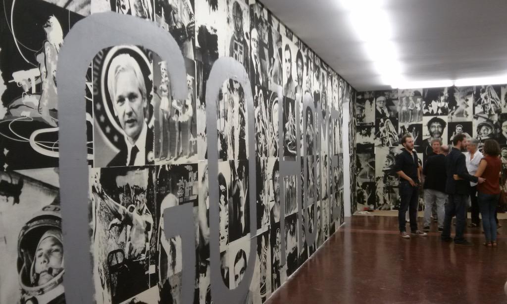 No os perdais @GaleriaNF la increíble instalación y piezas de Rikrit Tiravanija y Thomas Vu GREEN GO HOME