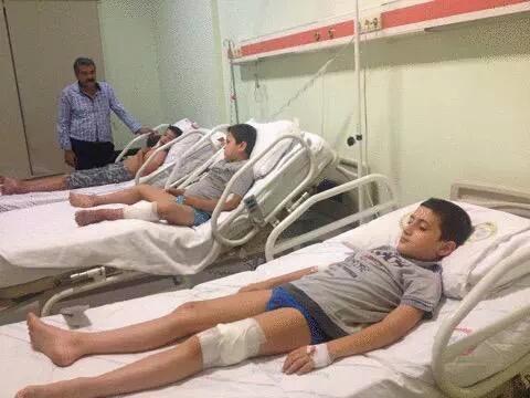 dreameryazar's tweet photo. Bunlar da devletin yaralı olarak ele geçirdiği teröristler(!) http://t.co/SD3bSDPSmI
