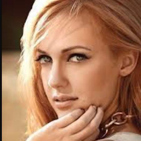 bloom030208's tweet photo. @meryemuzerli 
#Meryem_zu_fuB_ins_Warszawa http://t.co/RBNv32K4m2