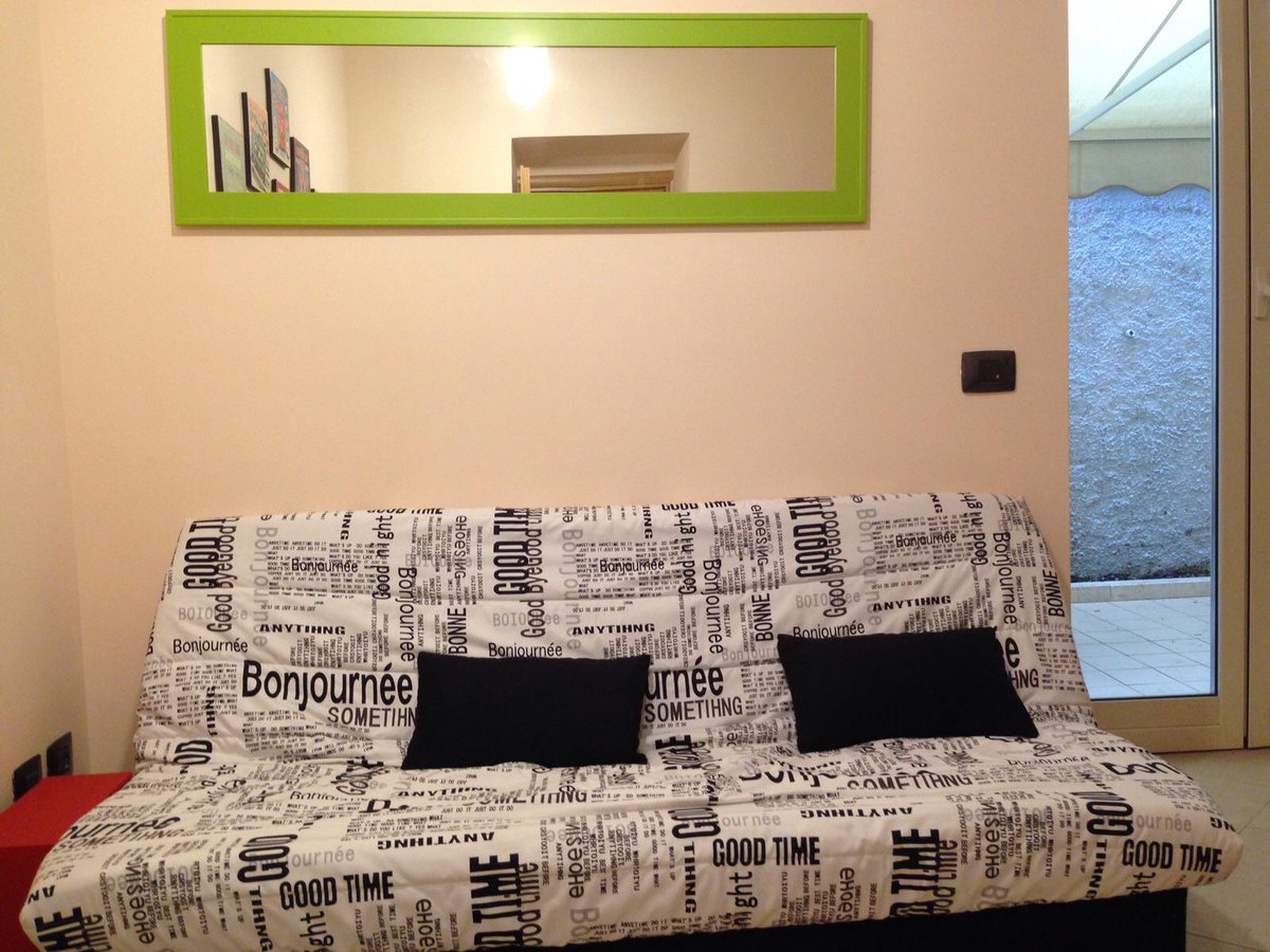 Familybed1's tweet photo. e anche il divano letto è pronto per il 5° ospite! @PianetaMamma @pianetabimbi  @Pianetabambini  #vacanzeromane http://t.co/5QgOxBHc18