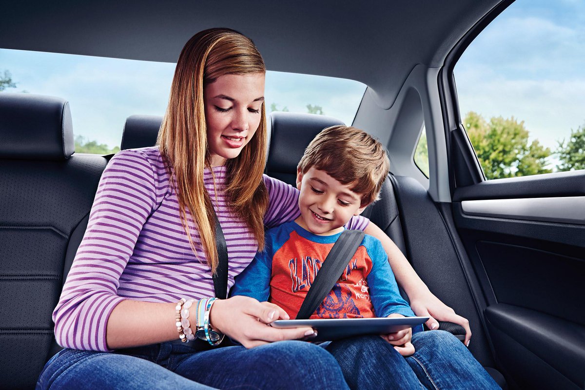 LLumarFolije's tweet image. Zatamnite stakla svojeg auta LLumar folija. Saznajte više: goo.gl/jf2PXf