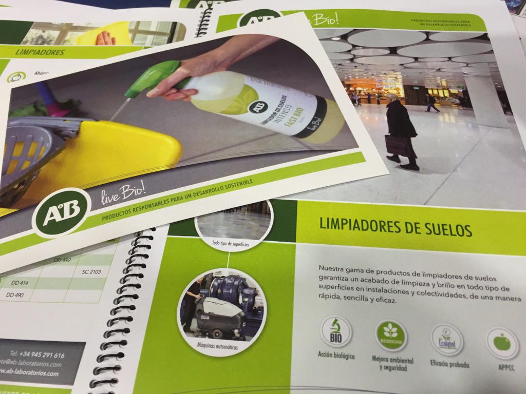 AB_Laboratorios's tweet photo. Gran innovación del mercado #FastBio el sistema que revolucionará el mercado de los limpiadores de suelo #liveBio http://t.co/8OF2kTR3iZ