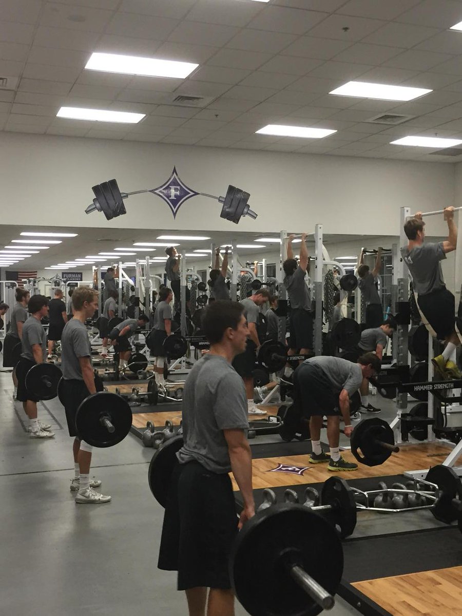 Great morning in the weight room <a href="/FURMANMLAX/">Furman Lacrosse</a> #FU #Hardwork