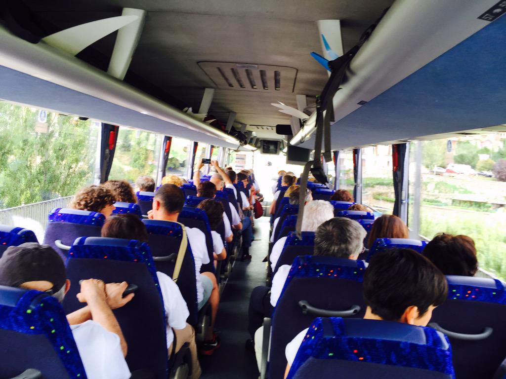 BeatMiro's tweet photo. Els de #StJoanAb #Tram47 cap a la #Meridiana, amb il·lusió. I després, A LES URNES CATALANS
#Ripollès #TerritoriPagès http://t.co/G3DdUGMkGX