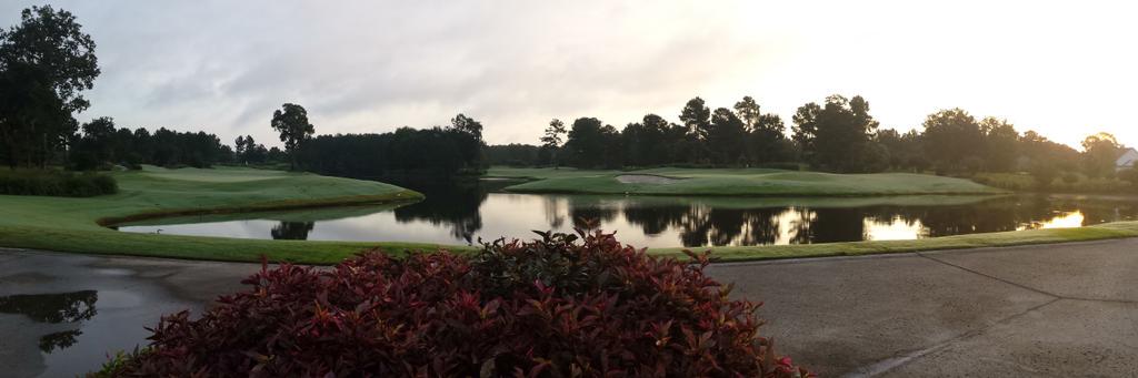Nuckles1313's tweet photo. Beautiful morning at the Berk! #Berkeleyhall http://t.co/gRnpJLeeGT
