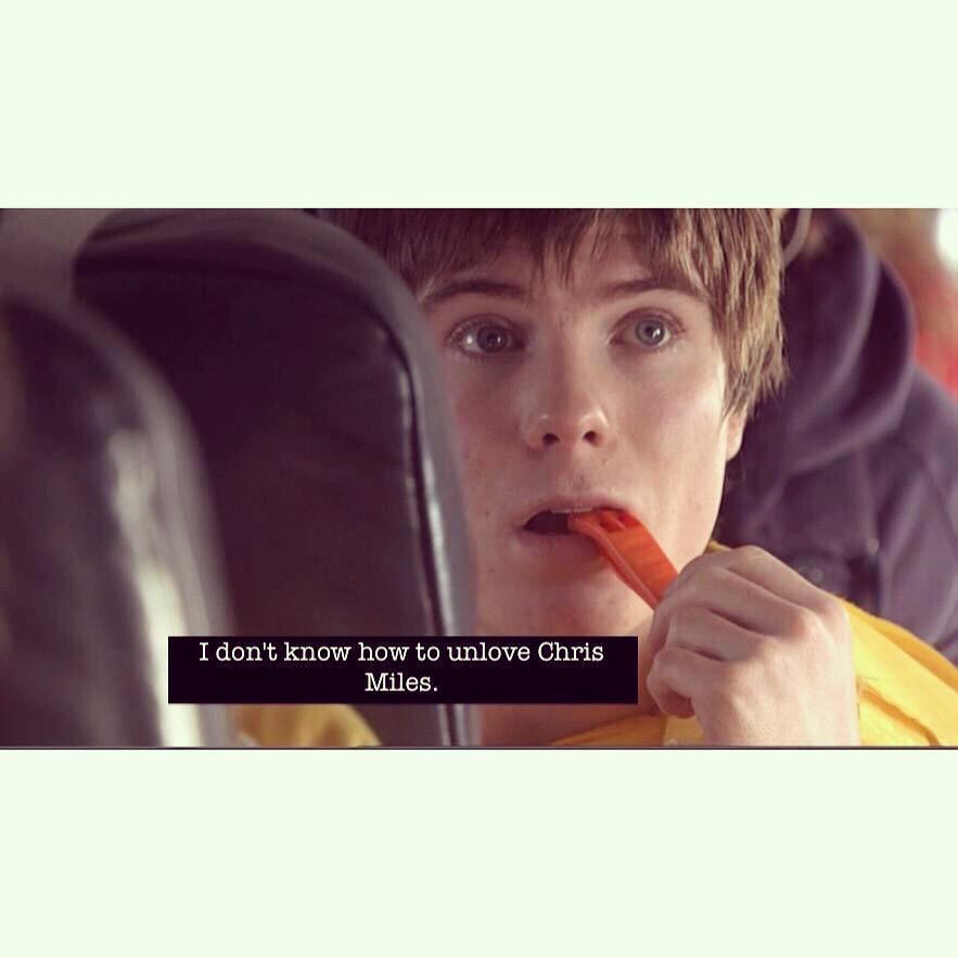 sheepsnatcher's tweet photo. @joedempsie you created an angel 😍😈 #8yearslater #stilllovechris #bringbackskins http://t.co/r5X87k7DVG