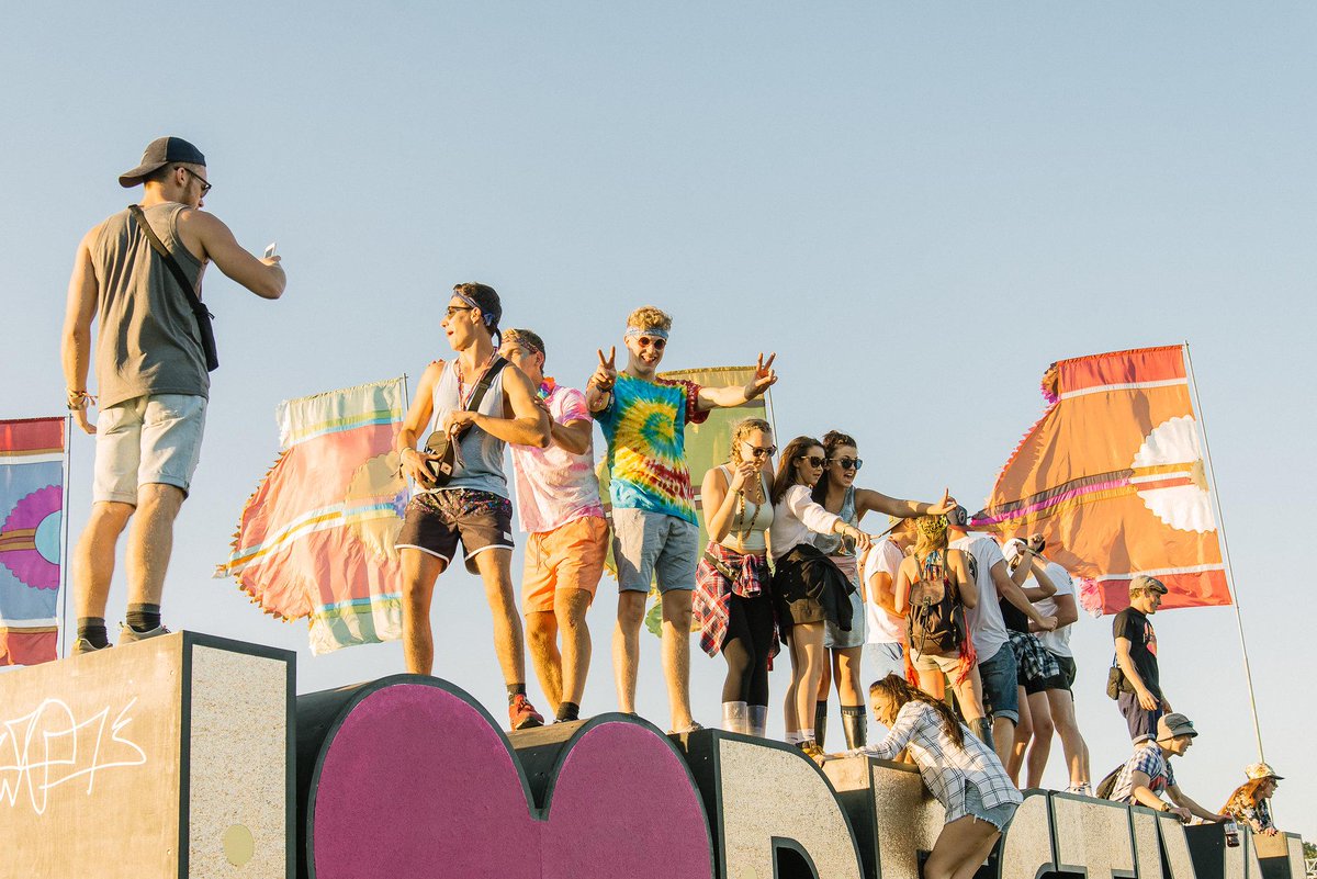 Bestival's tweet photo. I <3 Bestival http://t.co/Ow3KRRTzP3