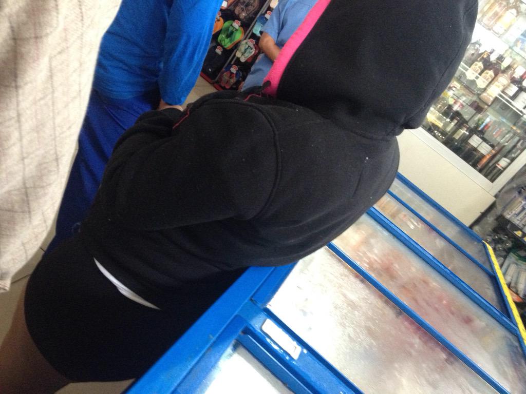 eusouathamii's tweet photo. Quuue Liiiindaaaa ๐๐๐๐ป #Lauraaa separadas por um Homem http://t.co/ImXwEAmvhy
