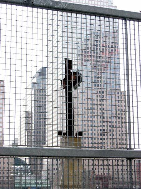 MorvenMcPherson's tweet photo. #NeverForget 14 years on from 9/11 #September11 #WorldTradeCenter #Pentagon #United93 #AA11 #AA77 #AA175 #UA93 http://t.co/flZxbfVQeL