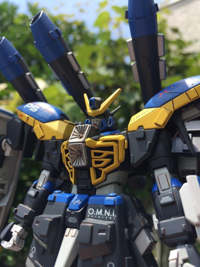 俺ちゃん در توییتر だいぶ前に作ったブラウカラミティを外でパシャり 自然の光は偉大です よく作ったな これ 勢いって大事だな Http T Co 5pzxhv4gma