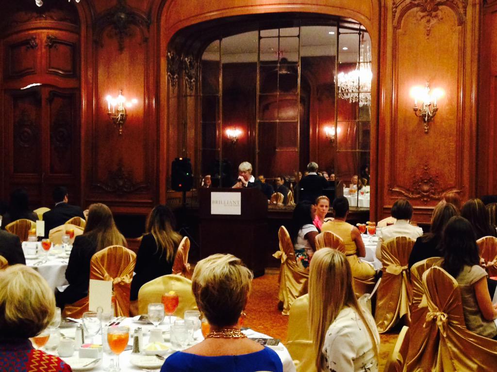 Welcome back to #lacolombedor and the #legrandballroom #houstonmayor #anniseparker !!