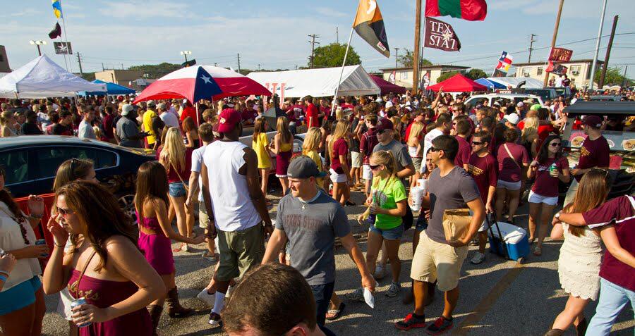 TXstateTailgate's tweet photo. Less than 24 hours before the 1st #TXStateTailgate of the season! Whose coming out tomorrow?! http://t.co/v5y3dn6ipj