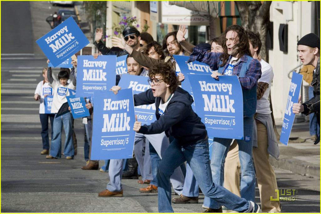 queermoviez's tweet photo. Milk (2008) http://t.co/Fu9juRx7l5