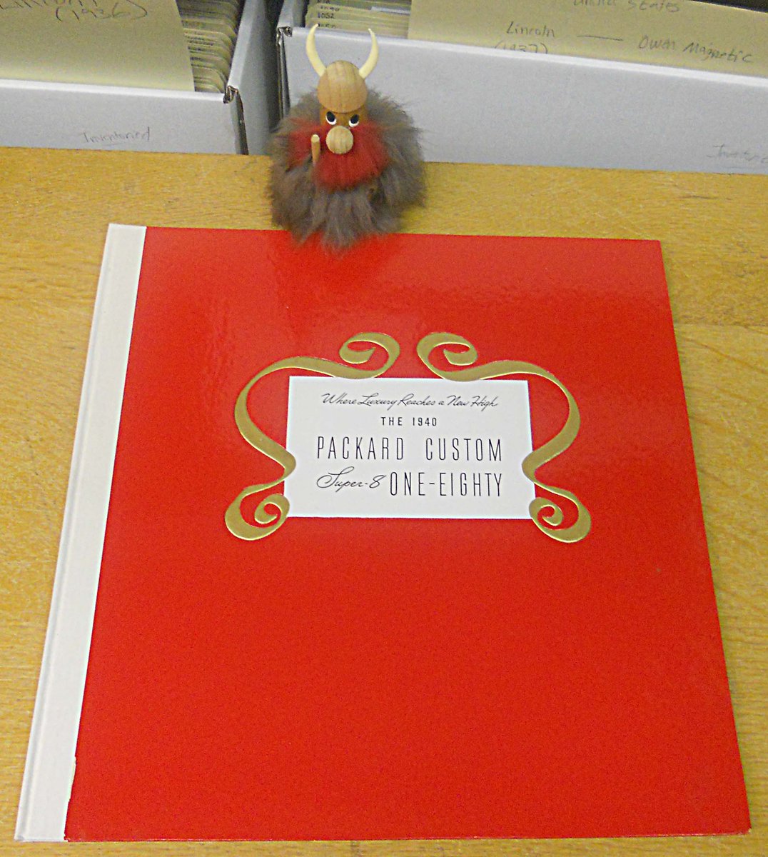Viking_Lars7's tweet image. Ask the Viking Who Owns One! Packard #car 1940 catalogue from #LillyLibraryIU! ow.ly/S5qPt @iulibraries