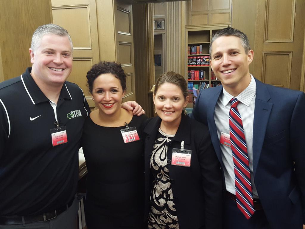 OSLN's tweet image. Welcome to @courtneyheppner @PrincipalCoffey @Reyn_eSTEM #osln