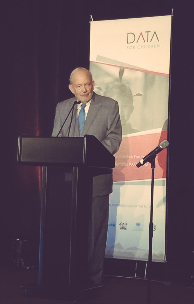 chrisfabian's tweet image. The big, bad boss talks big, bad data @unicefdata #data2015 : &quot;data is evolving and we need to, as well&quot;