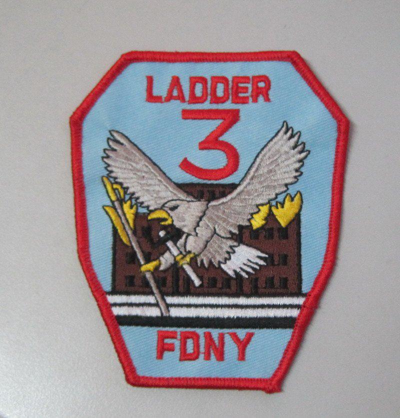 CampusWraps's tweet image. Remembering those who sacrificed with bravery and those who live on with heavy hearts. #NeverForget911 #bravery #USA