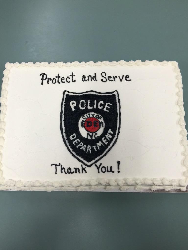 Thanks to Keith and Vickie Layne for the beautiful cake. Expressions of appreciation mean so much to our #EpdTeam