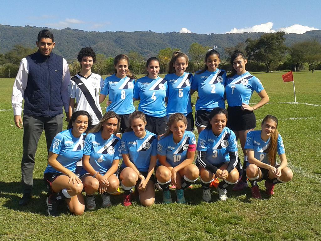 lunacjulietas's tweet photo. Se define el primer puesto UNSTA vs USAL #CoDUCA2015 #UNSTA http://t.co/1D1obGXpVo