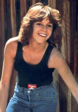 Happy 53rd birthday to Kristy McNichol! We discussed her acting (and hair) in our first episode, Little Darlings! 