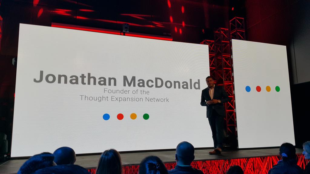 joeldiazllamas's tweet photo. Escuchando a @jmacdonald #google #think2015 @Forbes http://t.co/ib4G2m1agN