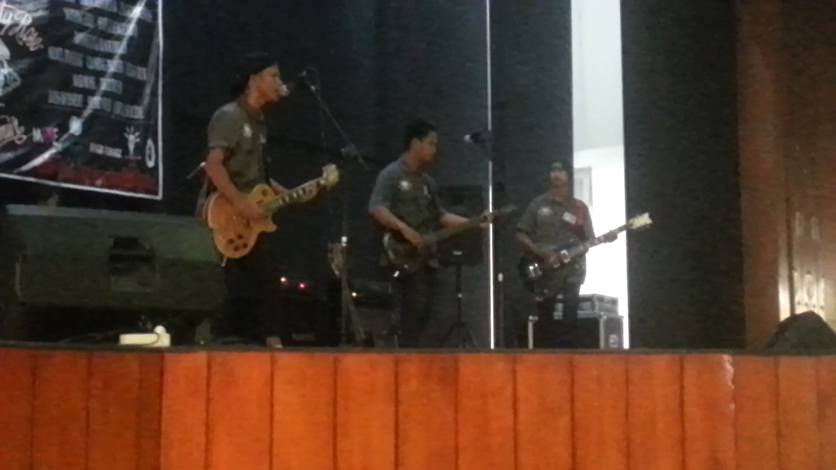 waktu maen di Anniversary Outsider And LadyRose Semarang Timur