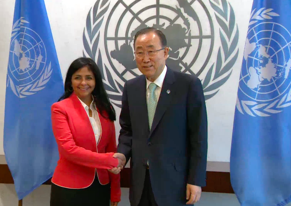 Cancilleria_ve's tweet image. Min. @DrodriguezVen se reunió con Ban Ki-moon para exponer situación fronteriza con Colombia goo.gl/sezZGa