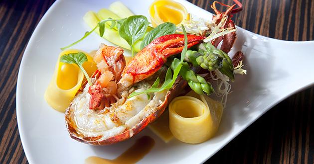 Lobstahpalooza Brings an East Coast Tradition to the Heart of Toronto taste.to/lobstahpalooza… #lobster #seafood