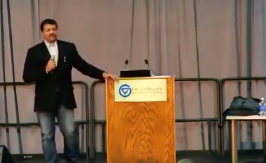 ScienceNetDaily's tweet image. Neil deGrasse Tyson: What the World Looks Like to an Astrophysicist buff.ly/1i1JVXJ