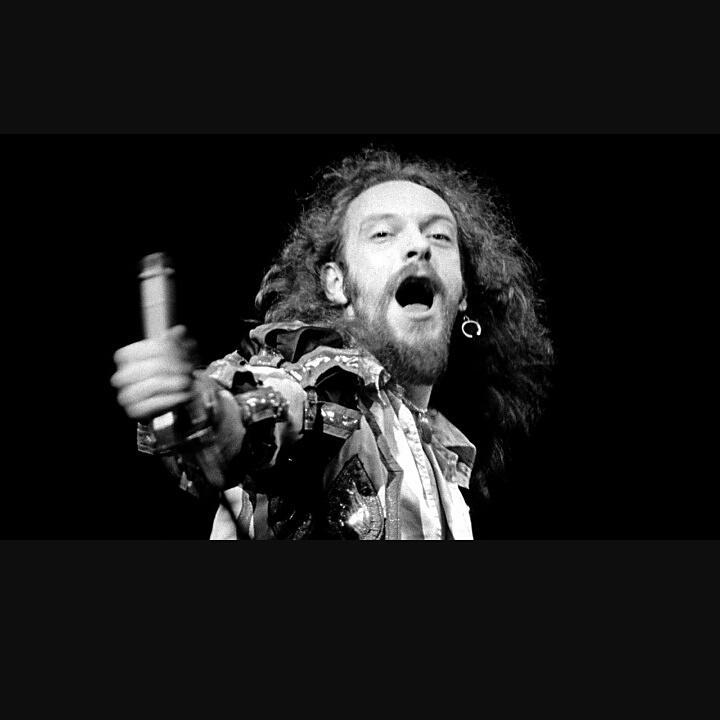 Jethro Tull Band. Jethro Tull 2000. Jethro Tull "a". Иэн Андерсон. Jethro tull curious. Jethro Tull Band. Jethro Tull 2000. Jethro Tull "a". Иэн Андерсон.