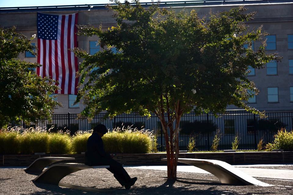 ComdtUSCG's tweet photo. Let us #neverforget the lives lost on this day and those who protect America and our freedom http://t.co/SZoe5vSmsg http://t.co/juqjrGug1b