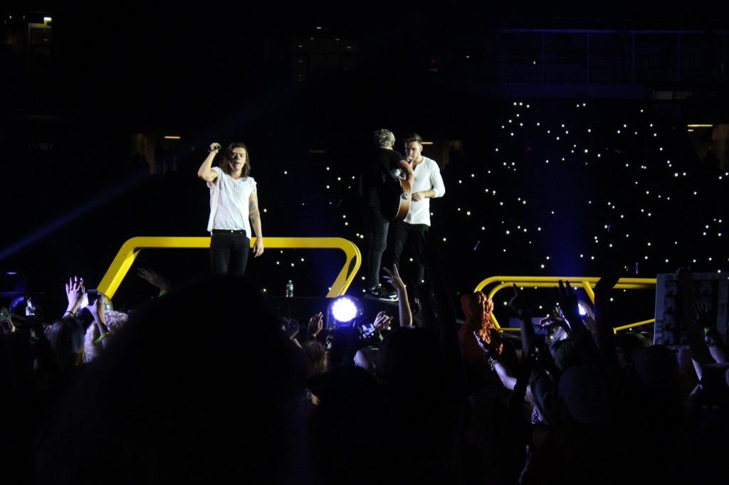 murrayous's tweet image. #OTRABuffalo @onedirection