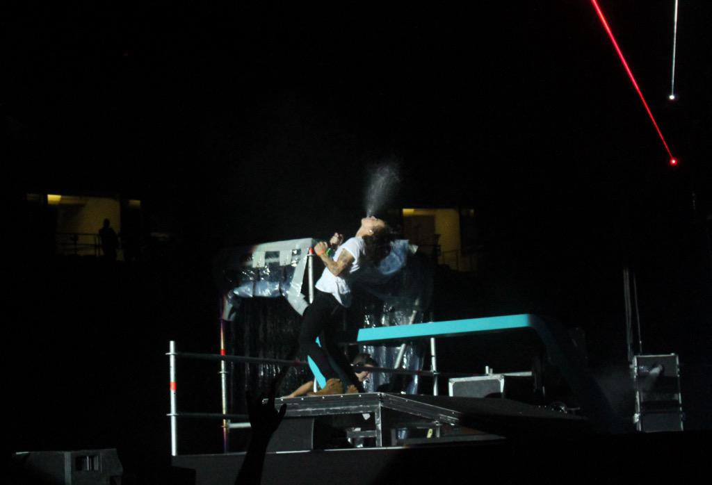 murrayous's tweet image. Totally forgot to put these up from buffalo #OTRABuffalo #OTRATour #onedirection @Harry_Styles