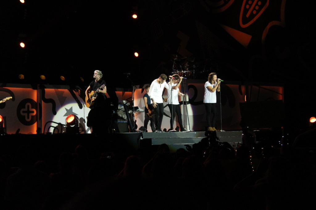 murrayous's tweet image. #OTRABuffalo @onedirection