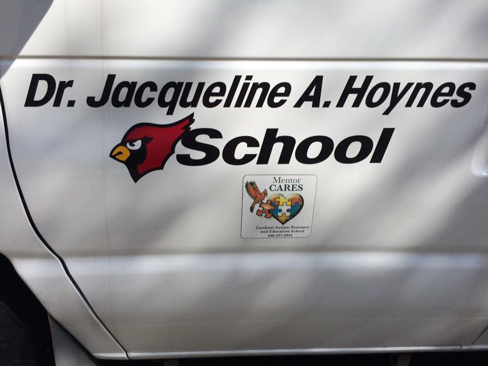 So happy 2 be working with <a href="/natalieurbas3/">Mrs. Urbas</a>  &amp; her students from Mentor Cares! They're helping deliver!  <a href="/MentorSuper/">Matthew Miller</a>