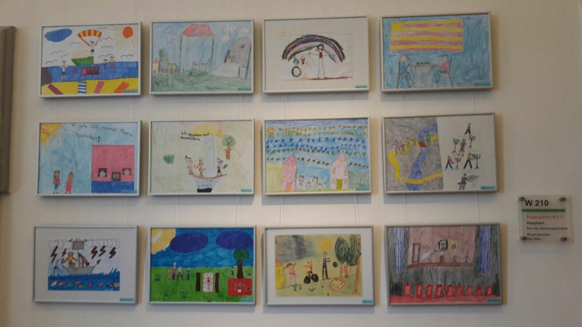 Bilder des Wettbewerbs Zeit mit Mama - Zeit mit Papa bis 25.9. im Rathaus #kassel (emr) stadt-kassel.de/aktuelles/pres… http://t.co/odNqeNFSLe