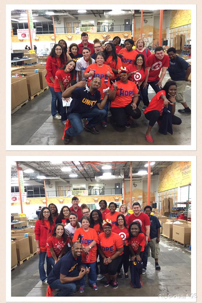 ericaaflores's tweet image. #TargetVolunteers helping the North Texas Food Bank! #911day #G391Engagememt