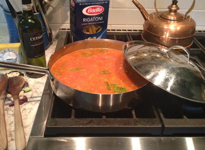 #weekenditaliano #tomatoessausageonions #iheartyouweekends