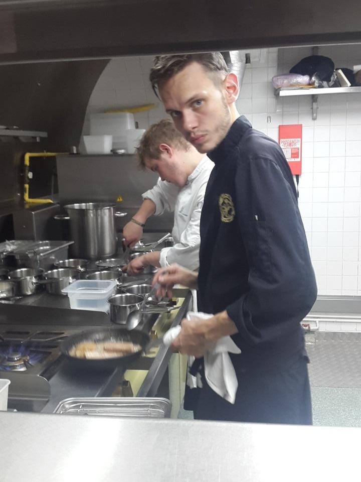 C'est partit pour le service !!!!