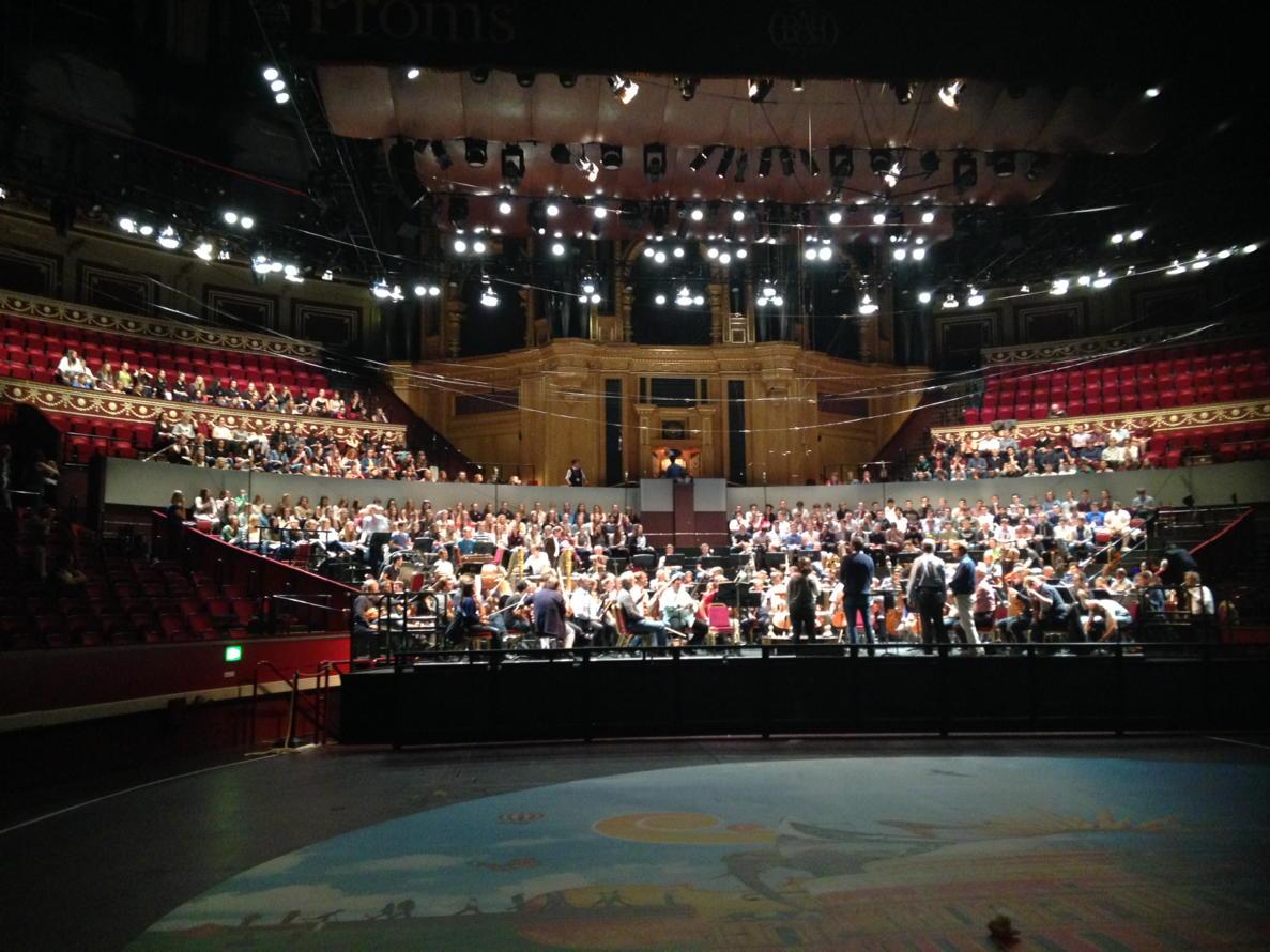 280 young choristers, the Vienna Phil,Kozena,Spence,Williams,Rattle. <a href="/bbcproms/">BBC Proms</a> <a href="/BBCRadio3/">BBC Radio 3</a> at 7.30 Elgar will be proud