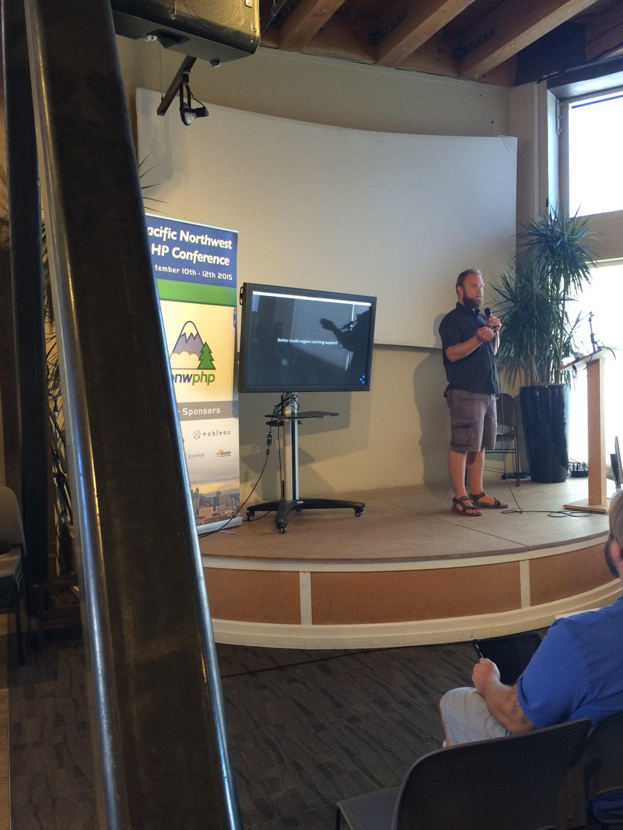 CalEvans's tweet image. #pnwphp @benlobaugh talking #WordPress