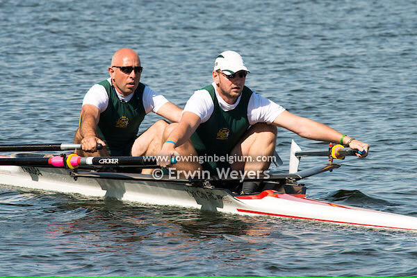 Row_Mighty's tweet photo. Looking tidy in the double from Thursday :) #rowing #2015wrmr http://t.co/0WVIHuL3M7