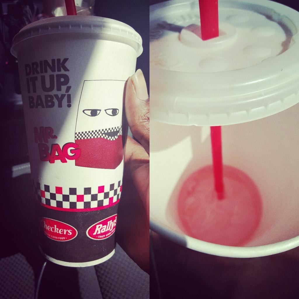 MajorLowKey's tweet image. Po Up ! #DS #GOTTAEAT