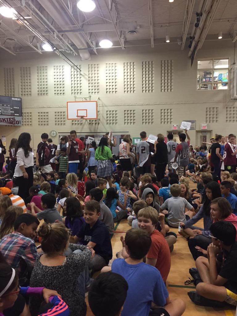 MrsSandySandhar's tweet photo. Our Wacky Welcome assembly! http://t.co/VT0JNnQUf6
